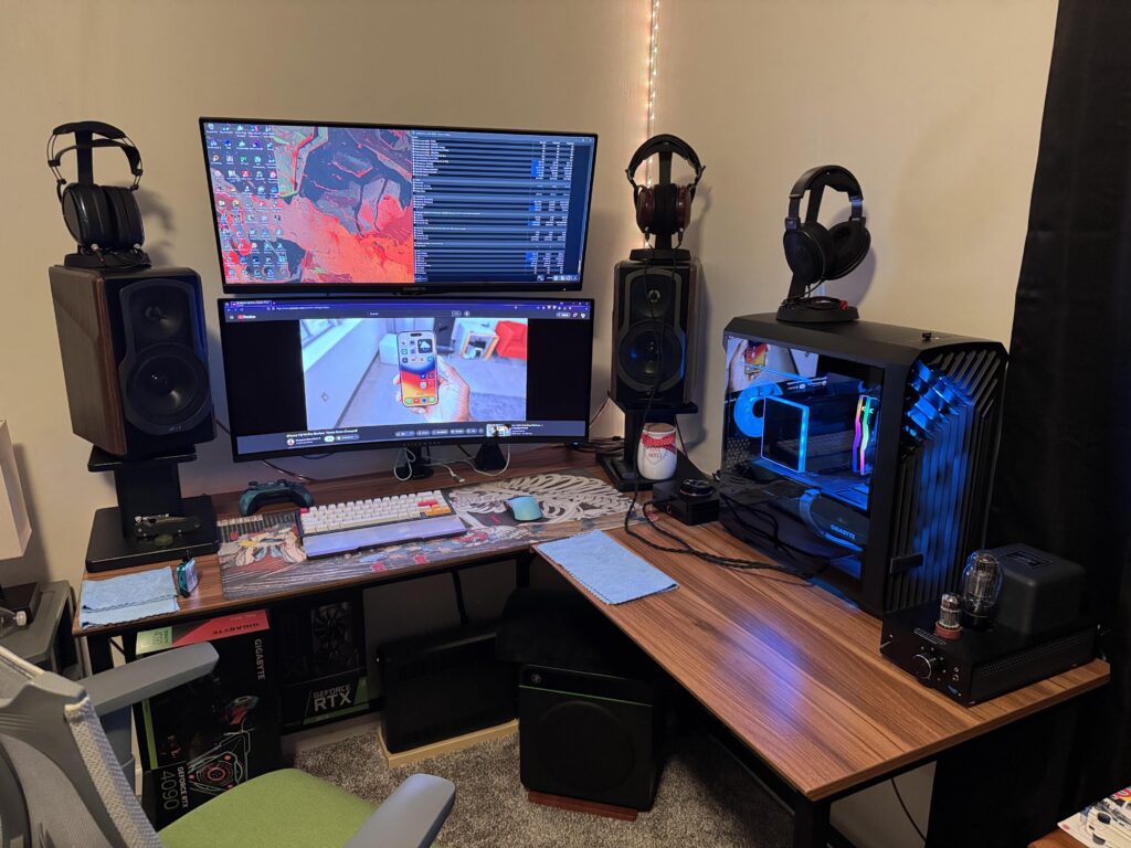 What could I do to make my battlestation more aesthetically pleasing and interesting What could I do to make my battlestation more aesthetically pleasing and interesting