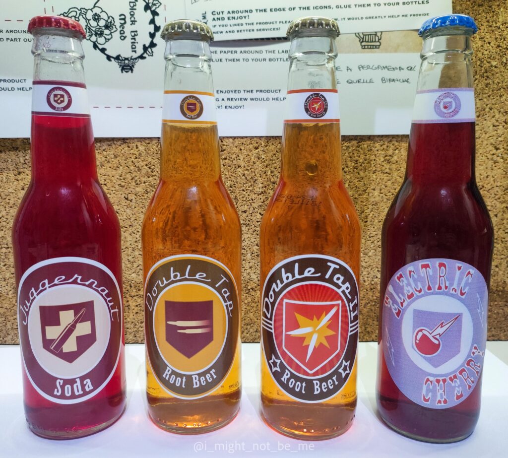 Made myself some Perk-a-colas props. I may be a nostalgic but was wondering why they had to overcomplicate the labels designs from BO1 and beyond, they were sooo clean and smooth!! (Jugg and Double Tap 1 on the left as older designs, Double tap 2 and Cherry on the right for newer label designs)