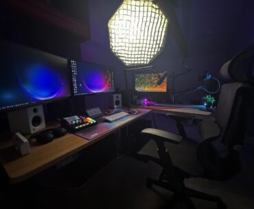 I love my Battlestation, game, work and create here!