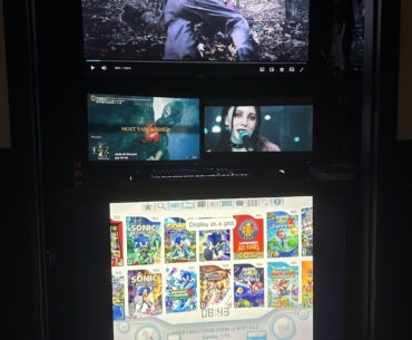 No thoughts just screens