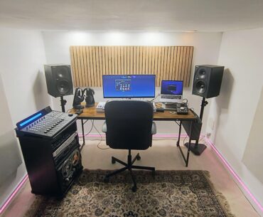 My little silent studio