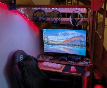When squaremeter is all you got for your battlestation