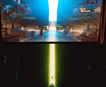 Is this thing in Konpeki Plaza's lobby meant to be an optical illusion? Also, is its visual similiarity to to Cyberspace intentional?