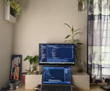 Fixed that one guys 🦶WFH Set Up
