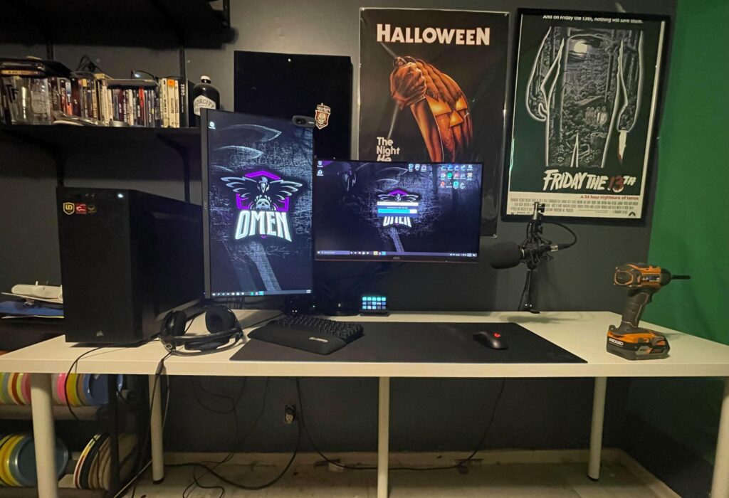 Check out my kinda junky battlestation! i7-9700k, 2070 Super, and 32GB RAM at 3600.
