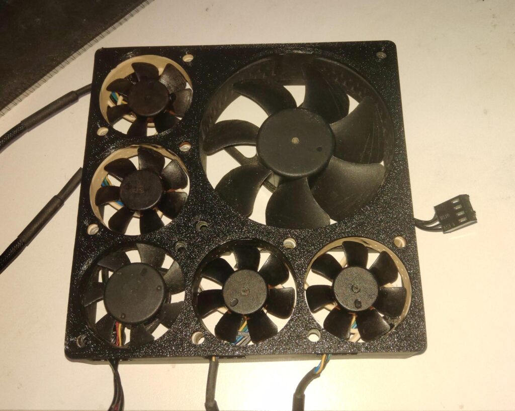 I wanted another 120mm fan, so I made my own
