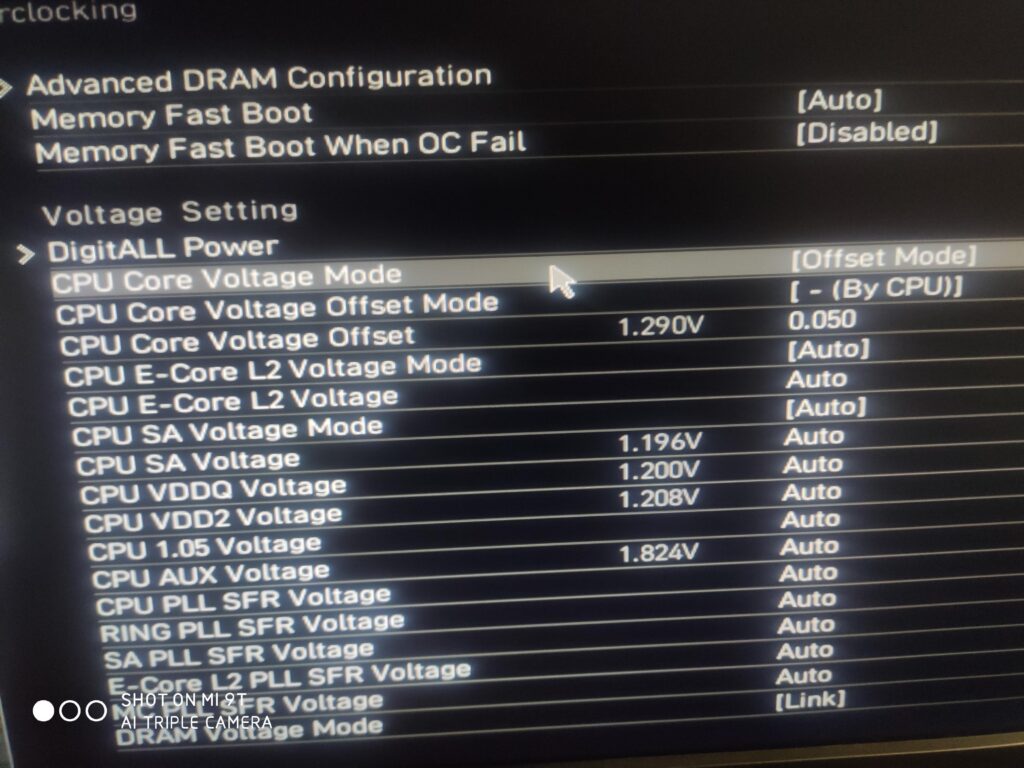 Core voltage offset