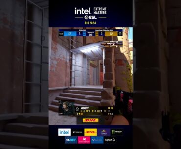 CRAZY 1v4 from m0nesy