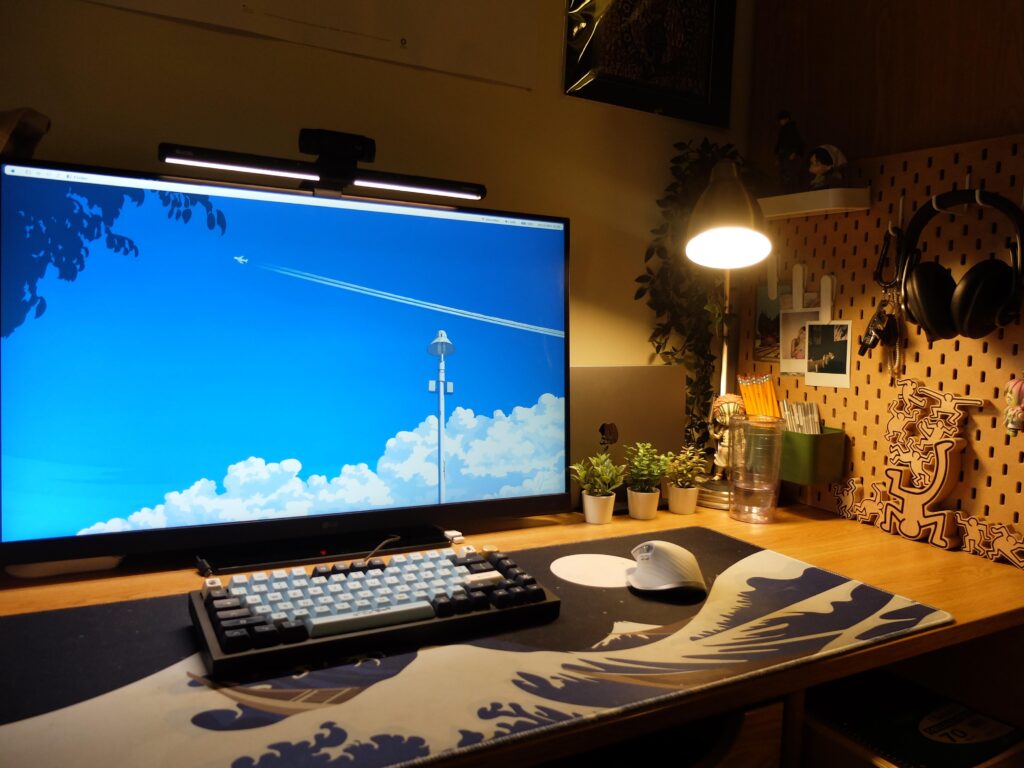 Very Cozy Dorm Setup