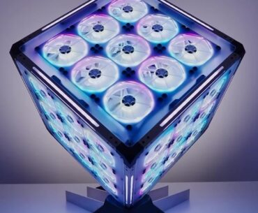 Corsair PC made out of *Fans only*?
