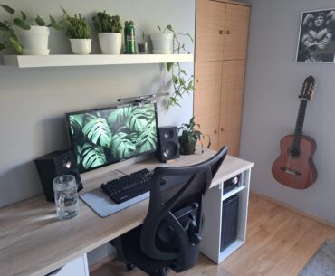 Reclaimed some desk space