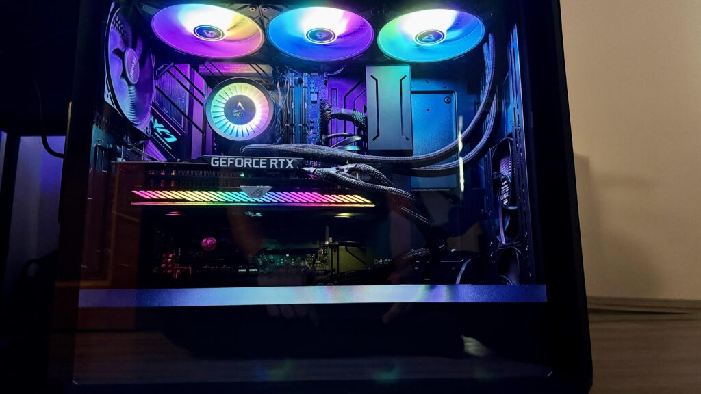 Asus rog b650e-f. Ryzen 7600X, Asus rog 3080, 2x16gb 6000mhz, aoi Artic III 420, Be quiet shadow 800, Be quiet Straight Power 12 850W