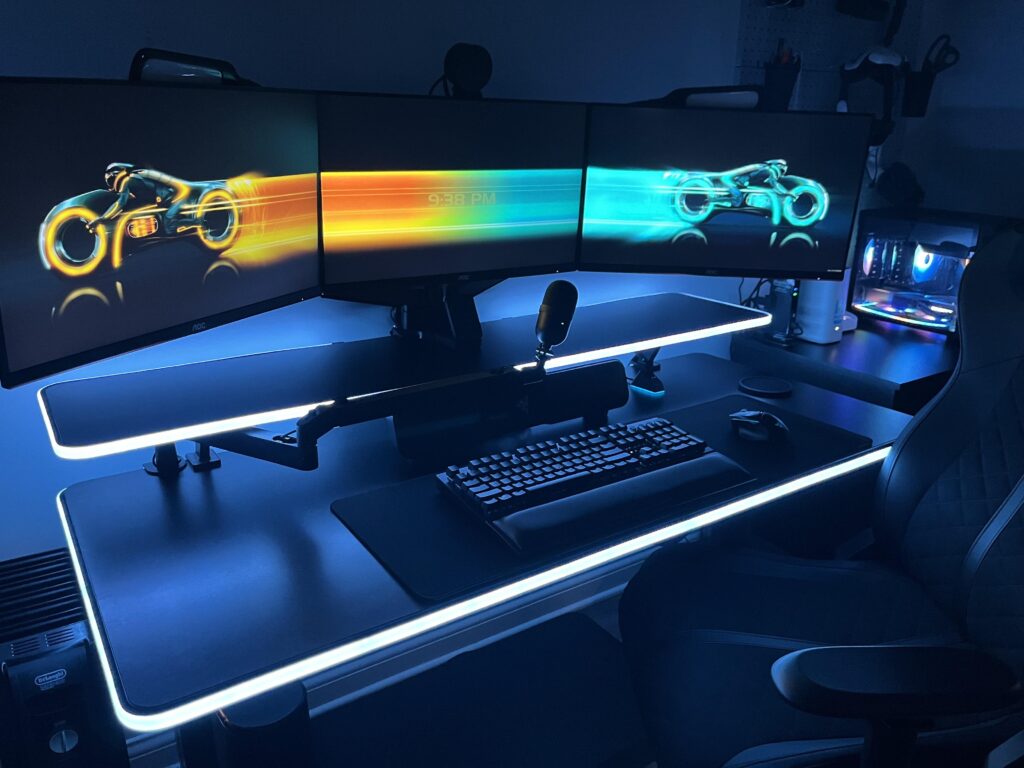 Digital Frontier (Tron Inspired Setup)