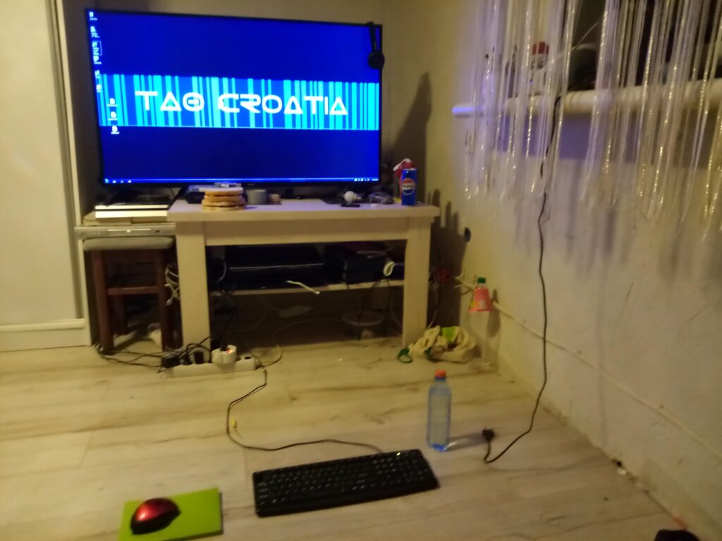 My daily setup,Does that count?