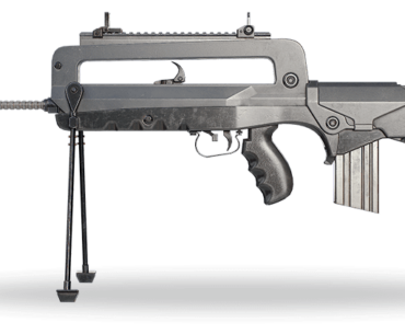 Famas needs a buff ( magazine )