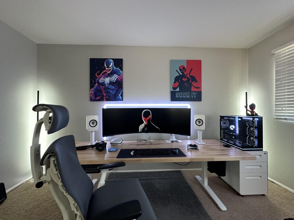 Finally Added Speakers to my Battlestation
