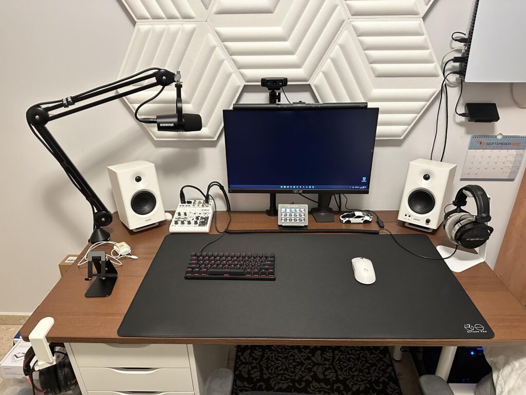 my 2024 desk setup