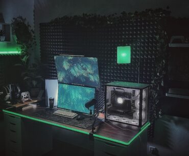 Where I touch grass 24/7