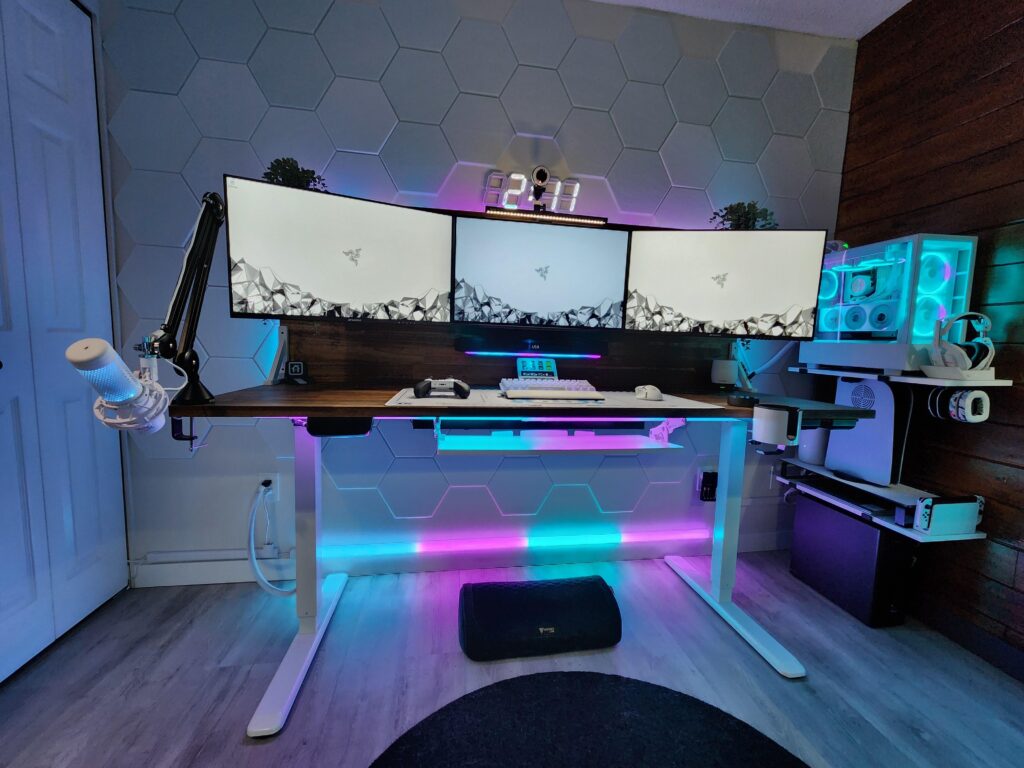 This sub could use more Synthwave inspired setups.