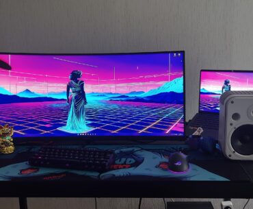 Hi guys! This is my first post. Just wanted to ask your opinions and some new ideas for my setup! ✌️🙂 A new white desk with drawers is coming soon to replace this black one. It's about the same size.