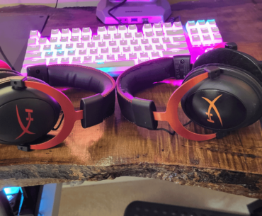 My girlfriend bought me new HyperX headset to replace my 7 year old ones for my birthday and man I never thought HP would cheap out so much from Kingstons. They aren't even the same headset anymore. Not only the physical quilty but also the sound is different.