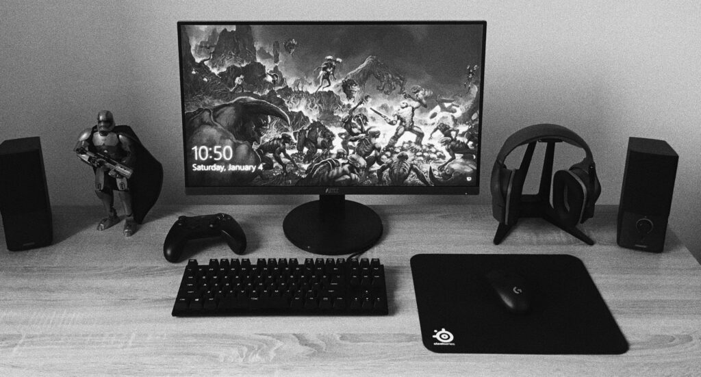 slick black n white setup