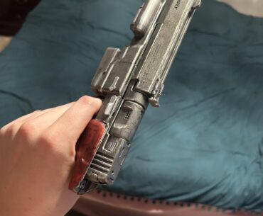 doing a fem V cosplay and wanted a bad ass prop to go with so I made this!