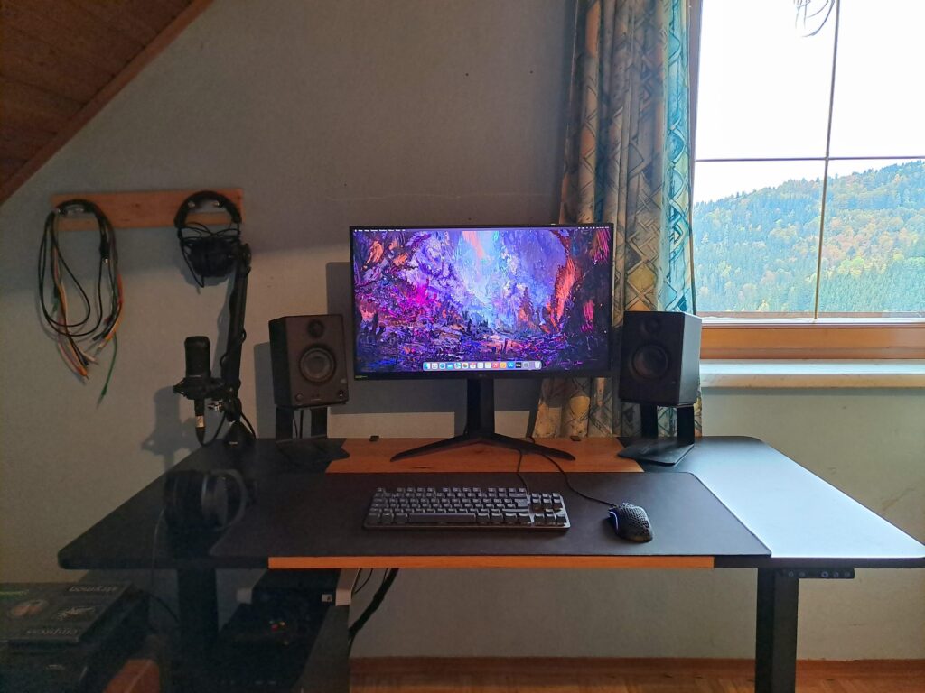 My battlestation, what you think?