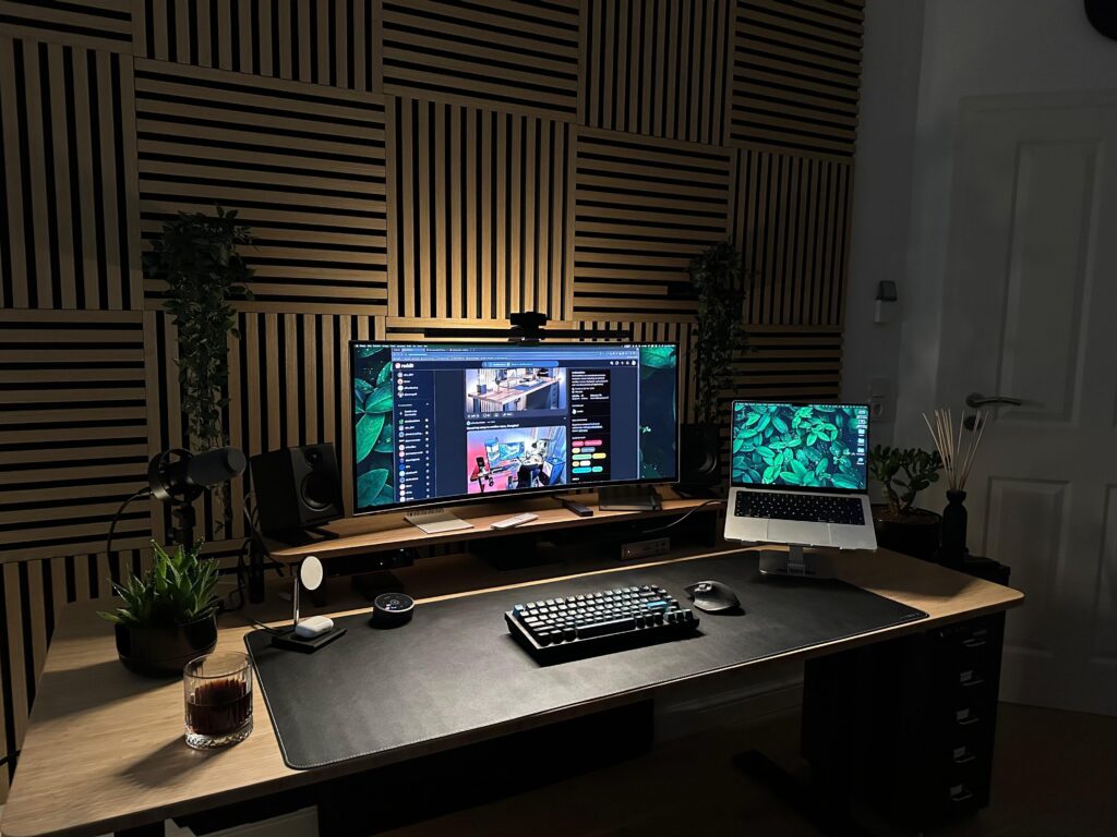 Need an advice for a second monitor