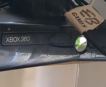 Just a bit late but got myself a new Xbox 😁 (360)