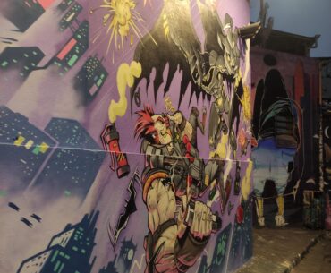 Ozob Bozo fighting Batman in the streets of São Paulo