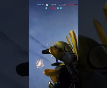 BFV is simply cinematic. Epic revive by @SlashBleed #gaming #fps #fpsgames #battlefield #bf5 #bfv