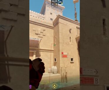 INSANE ANUBIS MID MOLOTOV FROM CANALS ON CS2