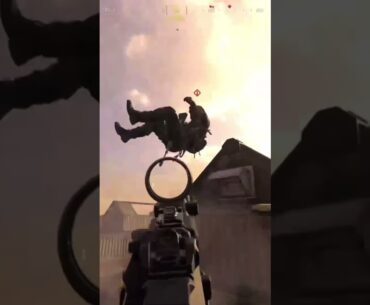Dudes teammate just took off #warzone2 #firstpersonshooter #gaming #videogames #funny