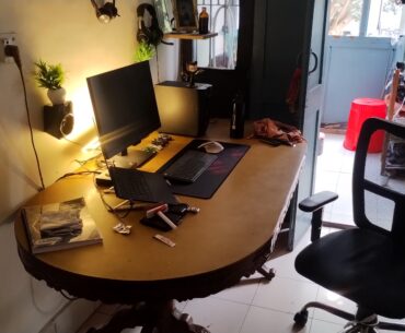 My mom gave me old dining table to use it as my desk 😭