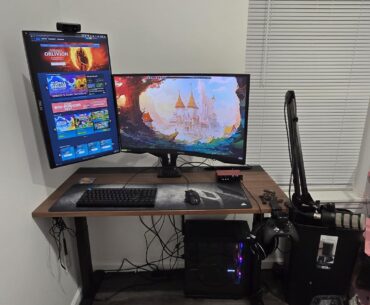 Just reorganized my whole setup because why not. Pretty happy with it so far, but I plan to buy new cable management because my last ones broke :( Suggestions welcome!