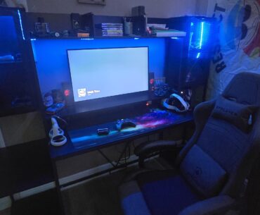 How am I doing so far? I haven't done very much except the chair and desk