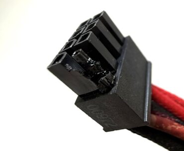 Another 4090 destroying plugs and cables.