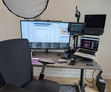 My battle station for meetings, coding and chaos 🧠💻🎙️