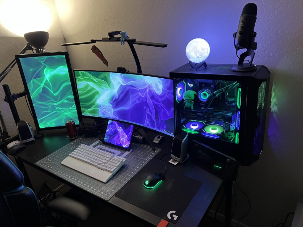 Slowly rebuilding my battlestation