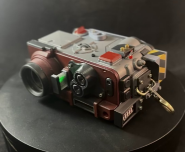 Blade Runner inspired tech binoculars