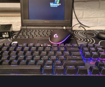 How do you like my new gaming setup?😎 Please don't be jealous.