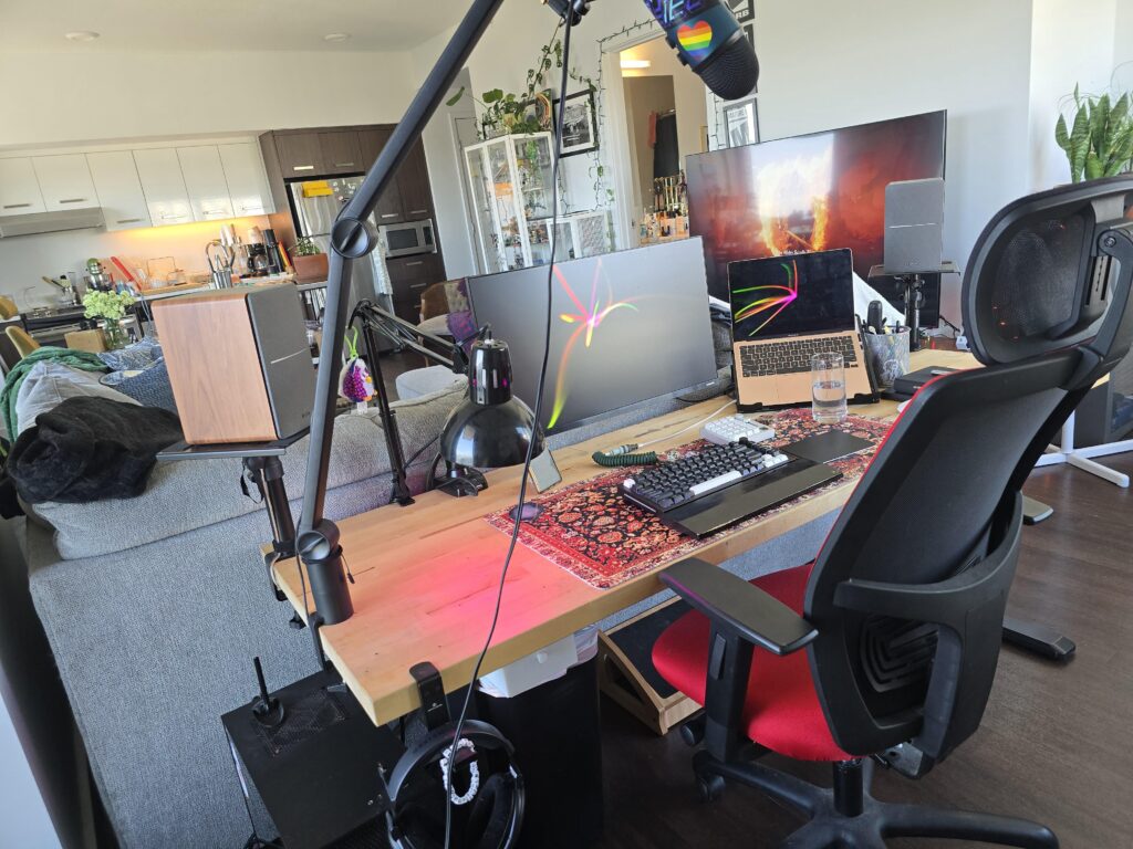 Dual desk/couch set up Dual desk/couch set up