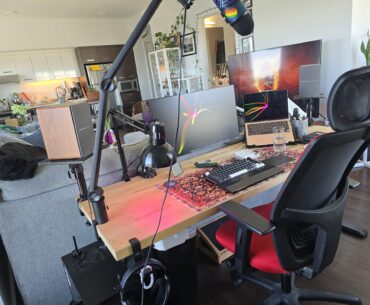 Dual desk/couch set up