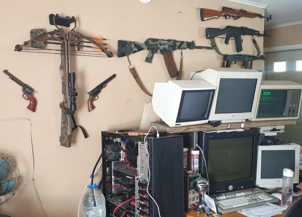 putting the BATTLE in battlestation! at 4.4ghz