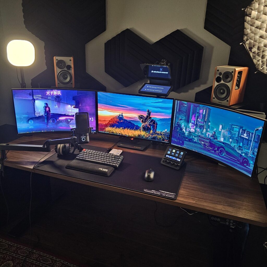 Got A New Desk So I Refreshed my Setup!