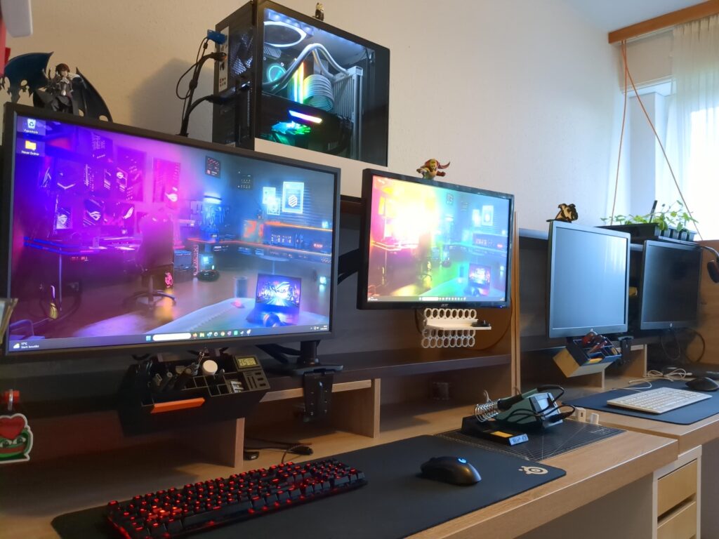 Clean desk = clear mind. Everything finally has its place.