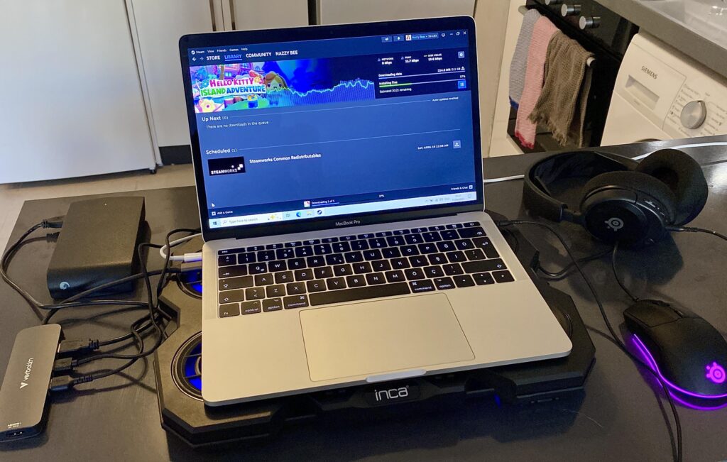 my frankenstein laptop… bootcamp on an old intel macbook surprisingly works