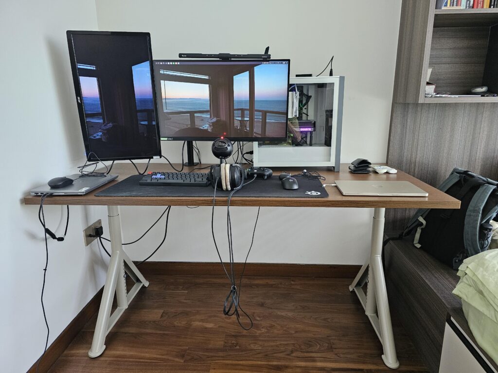 thoughts on how to utilise my desk space better?