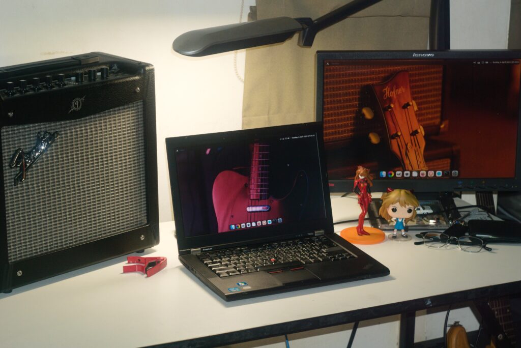 Straight out of the early 2010s and still quite useable.